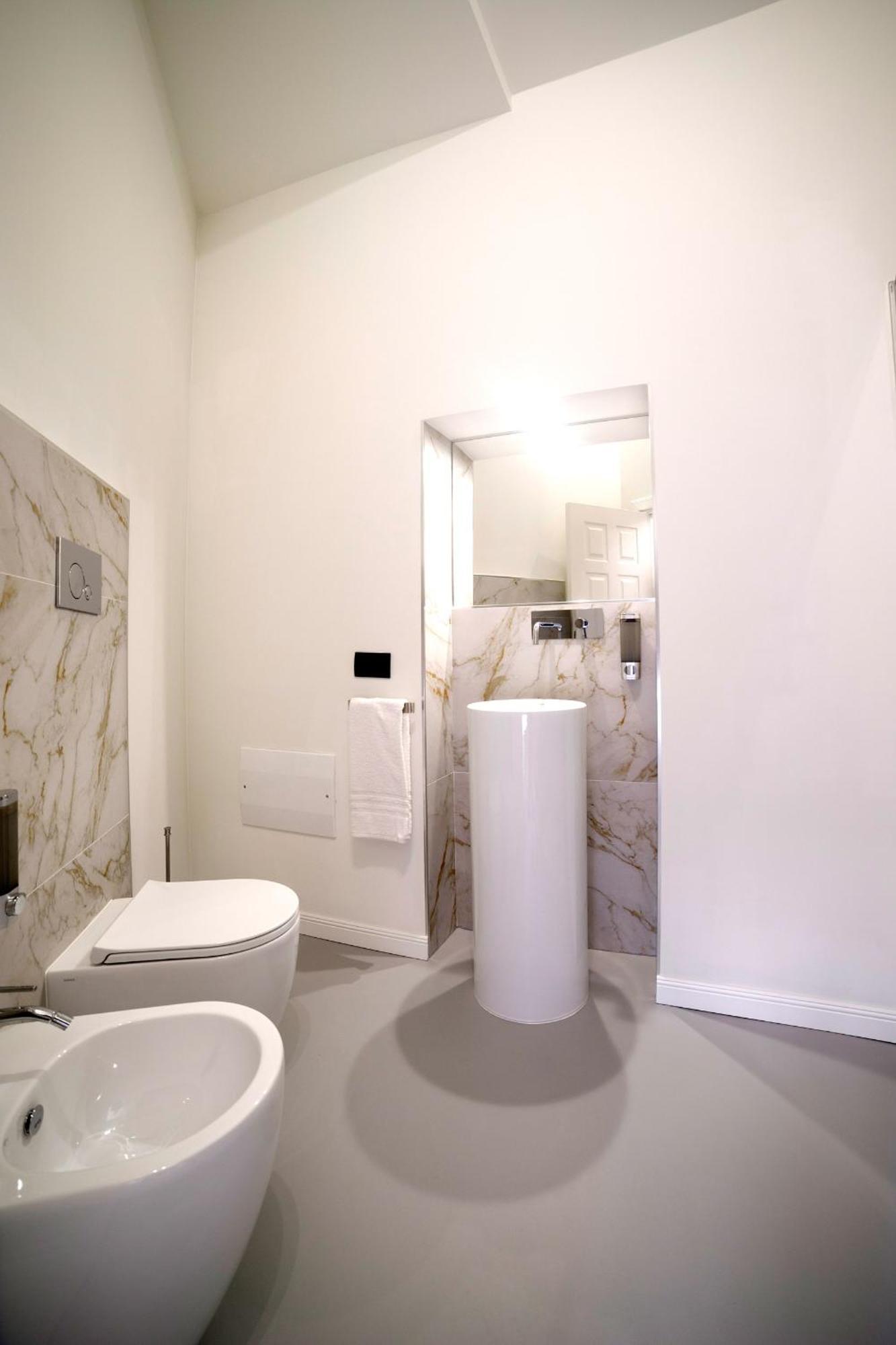 Corsovittorio87Suite Cagliari Exterior foto